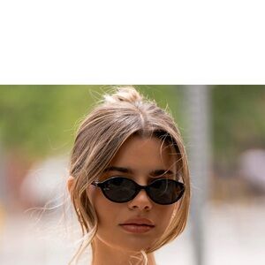 SELENE -  NEW - Black Oval Sunglasses